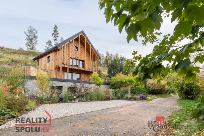 Prodej rodinného domu, 213 m2