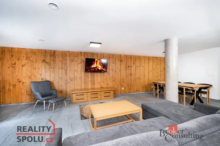 Prodej rodinného domu, 213 m2