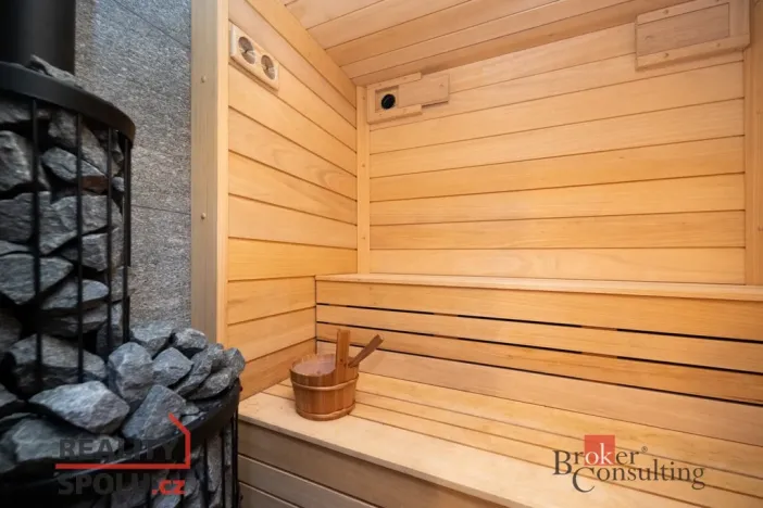 Prodej rodinného domu, 213 m2