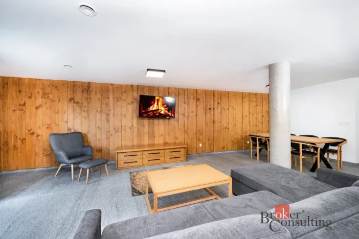 Prodej rodinného domu, Trutnov - Oblanov, 213 m2