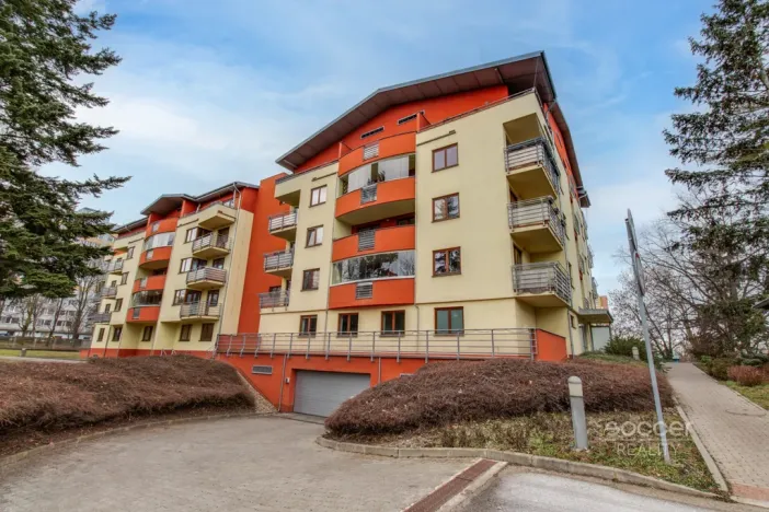 Pronájem bytu 1+kk, Praha - Bohnice, Ústavní, 59 m2