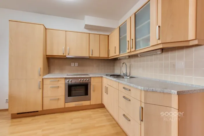 Pronájem bytu 1+kk, Praha - Bohnice, Ústavní, 59 m2
