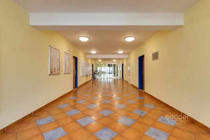 Pronájem bytu 1+kk, Praha - Bohnice, Ústavní, 46 m2