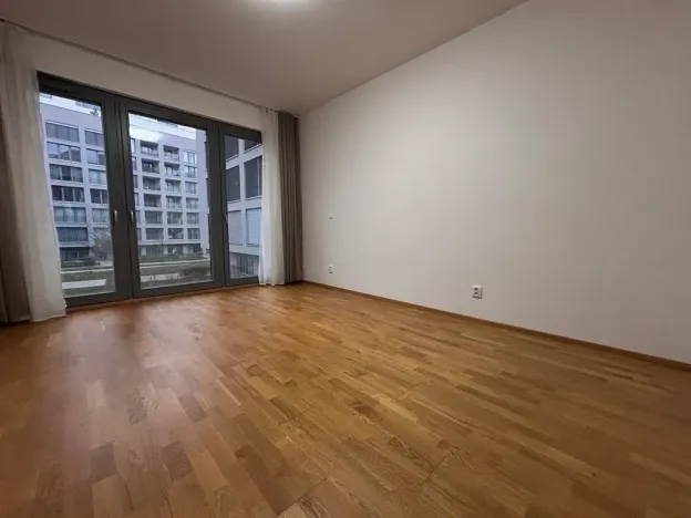Pronájem bytu 2+kk, Praha - Karlín, Za Karlínským přístavem, 57 m2
