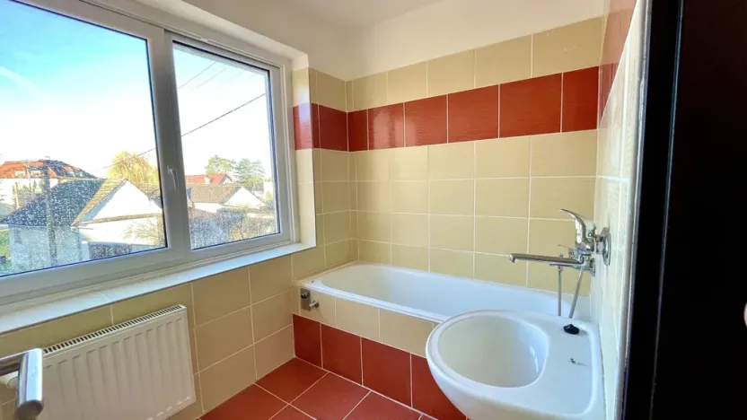 Pronájem bytu 2+1, Uherské Hradiště - Jarošov, Na Návsi, 50 m2