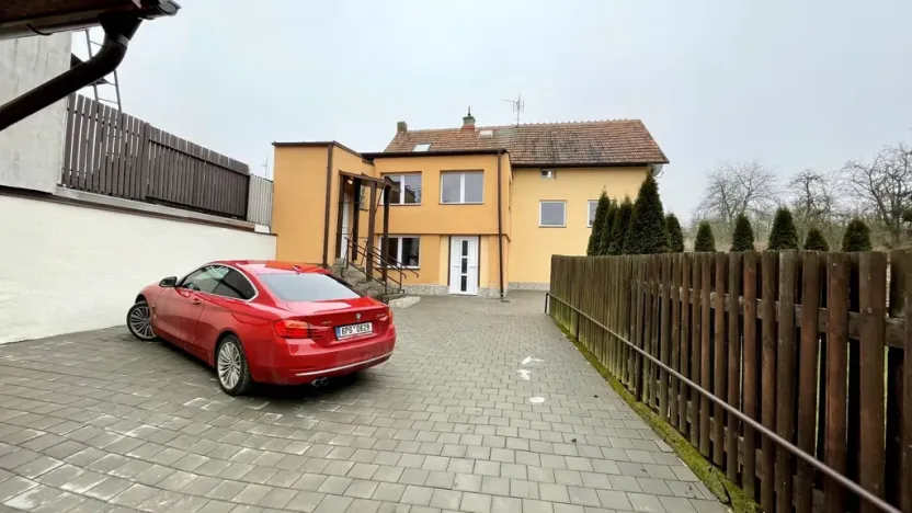 Pronájem bytu 2+1, Uherské Hradiště - Jarošov, Na Návsi, 50 m2