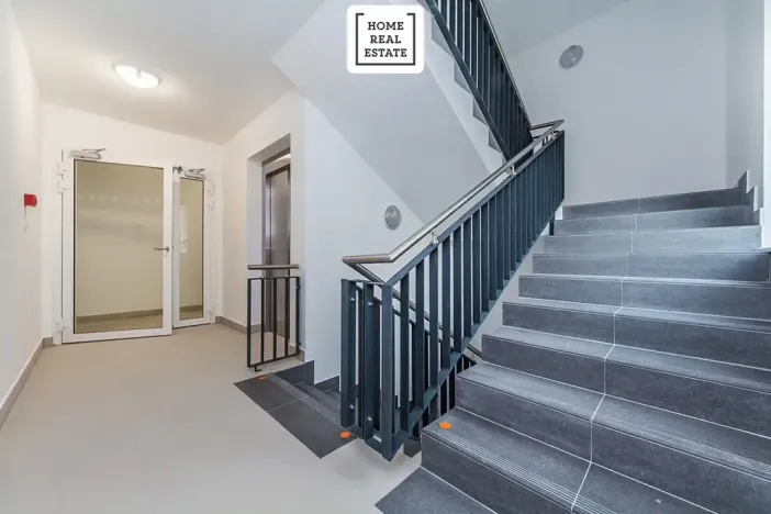 Prodej bytu 1+kk, Praha - Smíchov, Pod Barvířkou, 32 m2