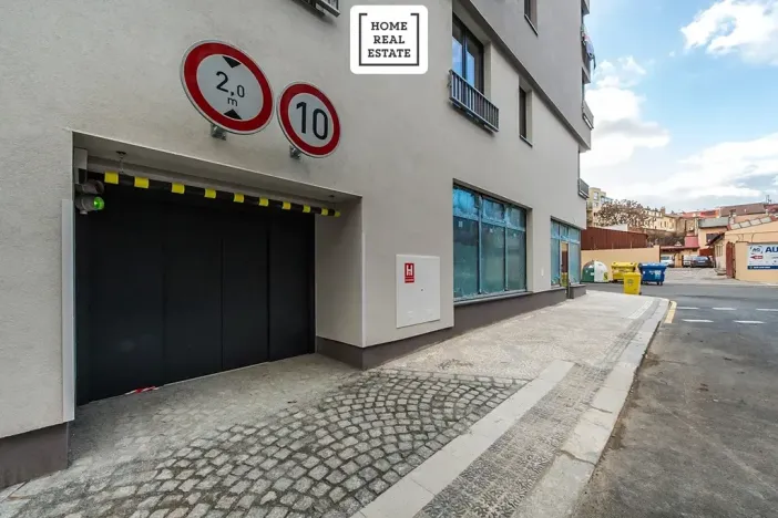 Prodej bytu 1+kk, Praha - Smíchov, Pod Barvířkou, 32 m2