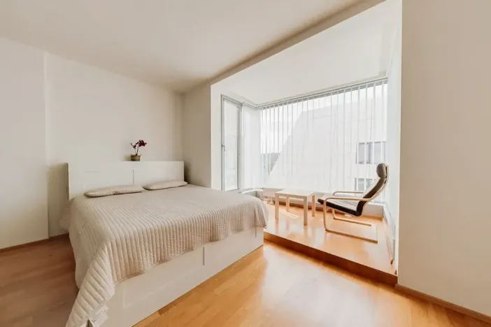 Pronájem bytu 1+kk, Praha - Holešovice, Komunardů, 44 m2