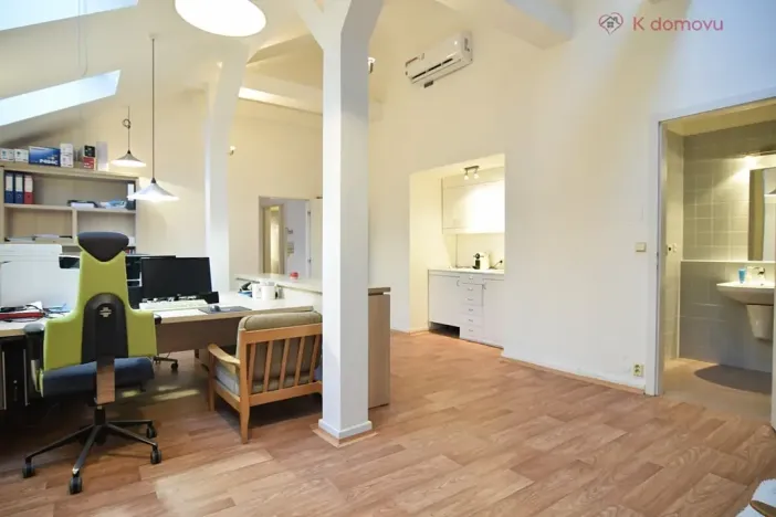 Pronájem kanceláře, Brno, Pekařská, 92 m2