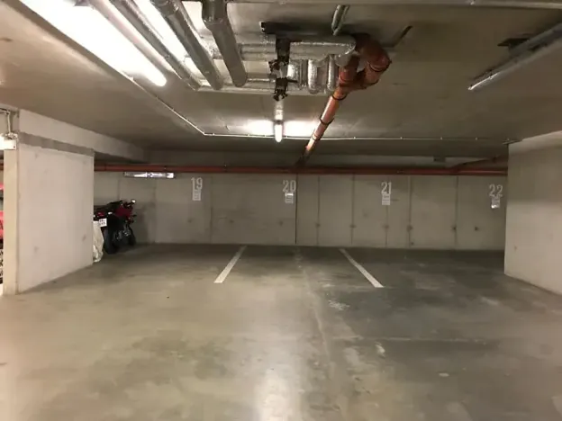 Prodej garážového stání, Praha - Běchovice, Mladých Běchovic, 15 m2