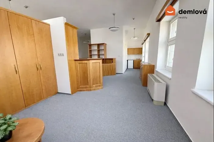 Pronájem kanceláře, Ostrava, Smetanovo náměstí, 113 m2