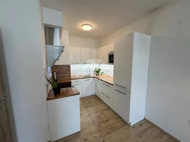 Pronájem bytu 2+kk, Praha - Hostivař, Fojtova, 49 m2