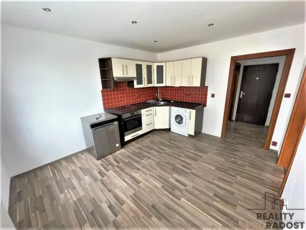 Pronájem bytu 1+1, Rakovník, U Křížku, 36 m2