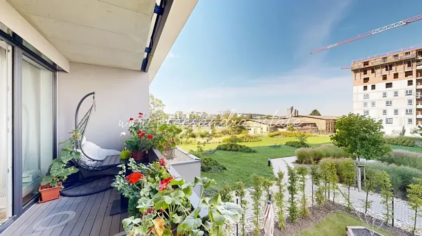 Pronájem bytu 3+kk, Praha - Vysočany, Oktábcových, 70 m2