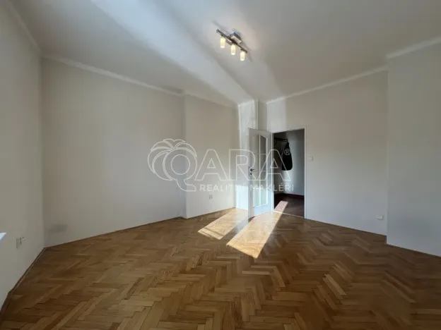 Pronájem bytu 2+kk, Praha, Holečkova, 52 m2