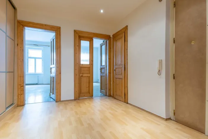 Pronájem bytu 3+1, Praha - Holešovice, Janovského, 92 m2