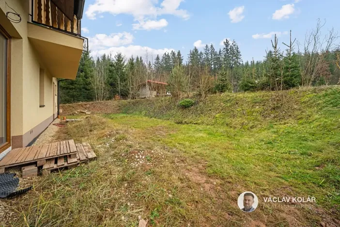 Prodej rodinného domu, Pecka, 176 m2