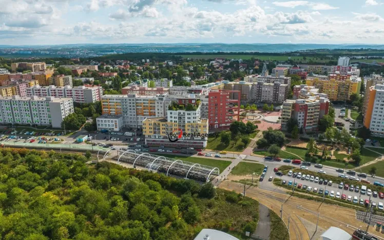 Pronájem bytu 2+kk, Praha - Hlubočepy, Trnkovo náměstí, 75 m2