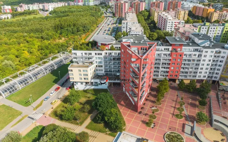 Pronájem bytu 2+kk, Praha - Hlubočepy, Trnkovo náměstí, 75 m2