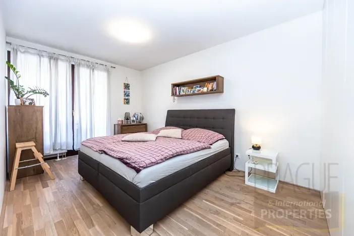 Prodej bytu 3+kk, Praha - Radlice, U Dívčích hradů, 89 m2