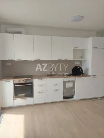Pronájem bytu 2+kk, Praha - Hodkovičky, Šenácká, 56 m2