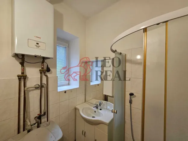 Prodej bytu 1+1, Nové Město nad Metují, Pod Výrovem, 42 m2