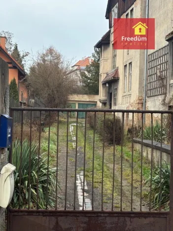 Pronájem garáže, Teplice, Pod Doubravkou, 17 m2