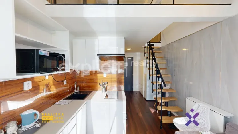 Pronájem bytu 1+kk, Zlín, Devadesátá, 32 m2