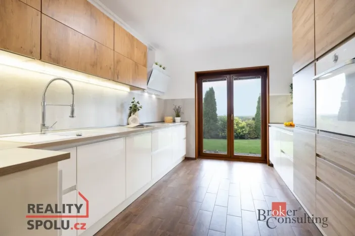 Prodej rodinného domu, Kly - Hoření Vinice, 288 m2