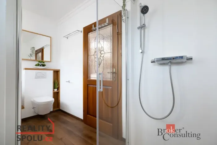 Prodej rodinného domu, Kly - Hoření Vinice, 288 m2