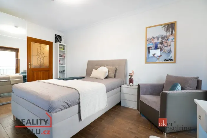 Prodej rodinného domu, Kly - Hoření Vinice, 288 m2