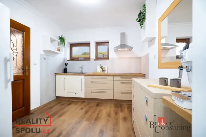 Prodej rodinného domu, Kly - Hoření Vinice, 288 m2