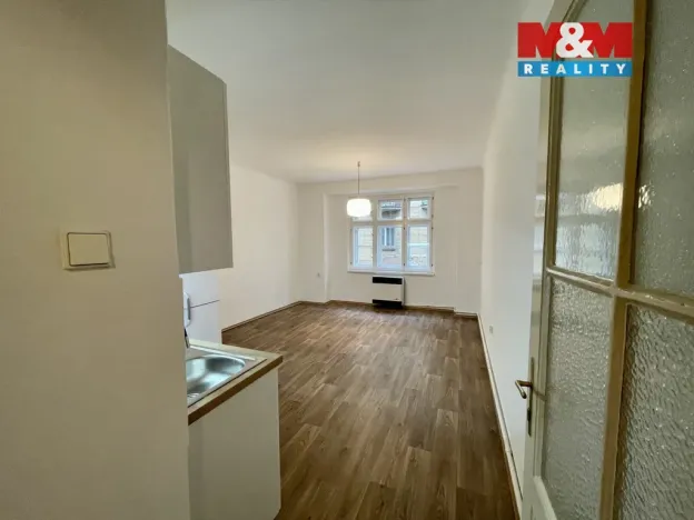 Pronájem bytu 2+kk, Praha - Holešovice, Jirečkova, 53 m2