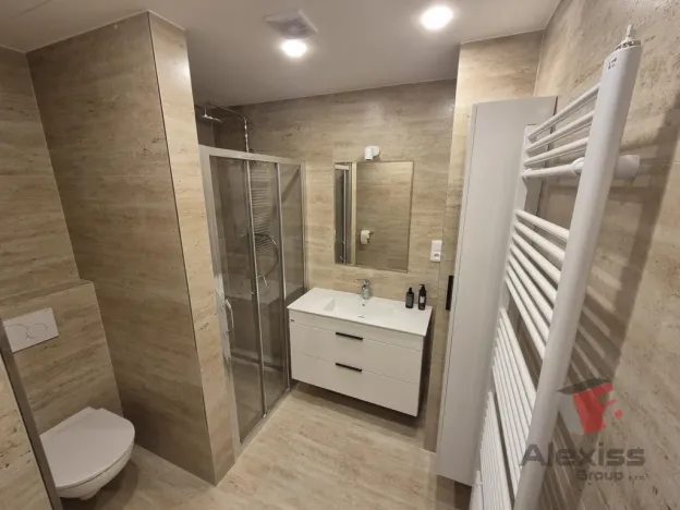 Pronájem bytu 3+kk, Praha - Smíchov, Vrázova, 76 m2