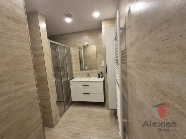 Pronájem bytu 3+kk, Praha - Smíchov, Vrázova, 76 m2