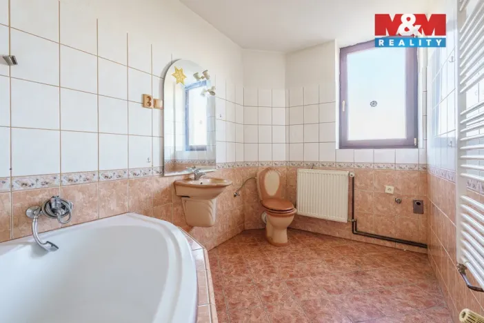 Prodej rodinného domu, Andělská Hora, 518 m2