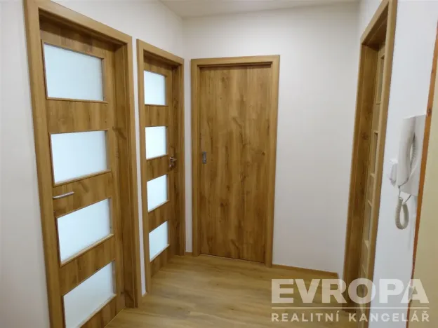 Pronájem bytu 3+kk, Praha - Prosek, Bílinská, 62 m2