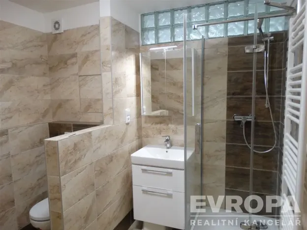 Pronájem bytu 3+kk, Praha - Prosek, Bílinská, 62 m2