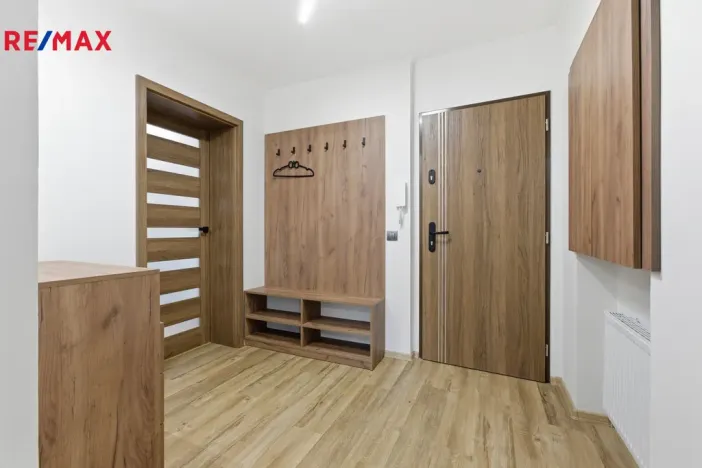 Prodej bytu 4+kk, Karlovy Vary - Tašovice, Slovanská, 96 m2