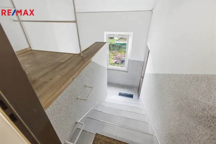 Prodej bytu 4+kk, Karlovy Vary - Tašovice, Slovanská, 96 m2