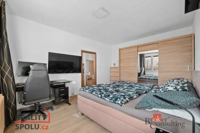 Pronájem bytu 1+1, Plzeň, Macháčkova, 36 m2