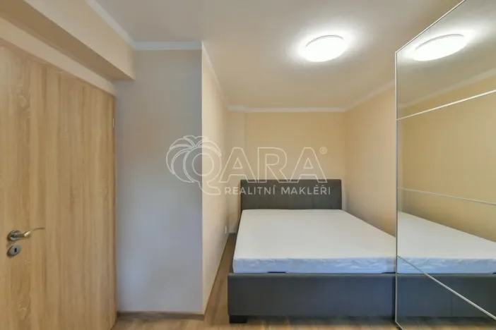 Pronájem bytu 1+1, Praha - Střížkov, Chrastavská, 30 m2