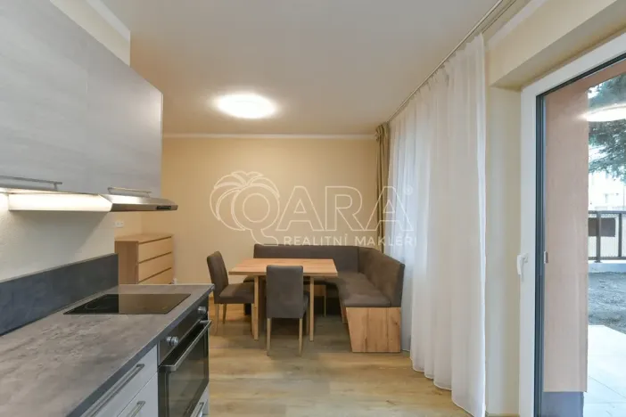 Pronájem bytu 1+1, Praha - Střížkov, Chrastavská, 30 m2