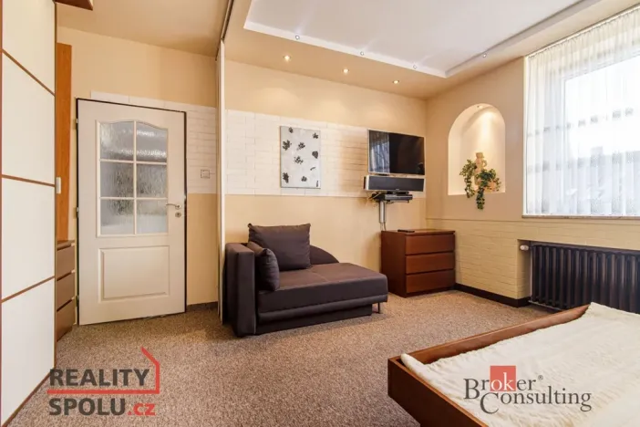 Prodej bytu 2+1, Ostrava - Přívoz, Na Liškovci, 92 m2