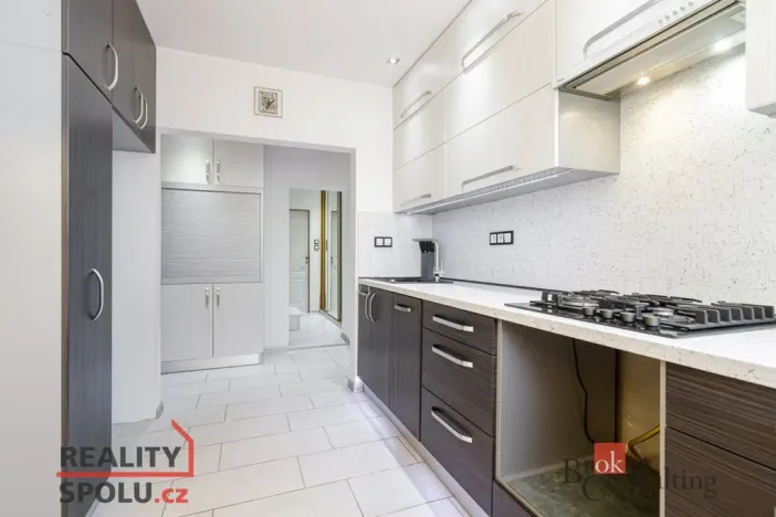 Prodej bytu 2+1, Ostrava - Přívoz, Na Liškovci, 92 m2