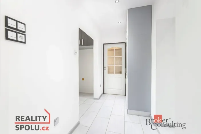 Prodej bytu 2+1, Ostrava - Přívoz, Na Liškovci, 92 m2