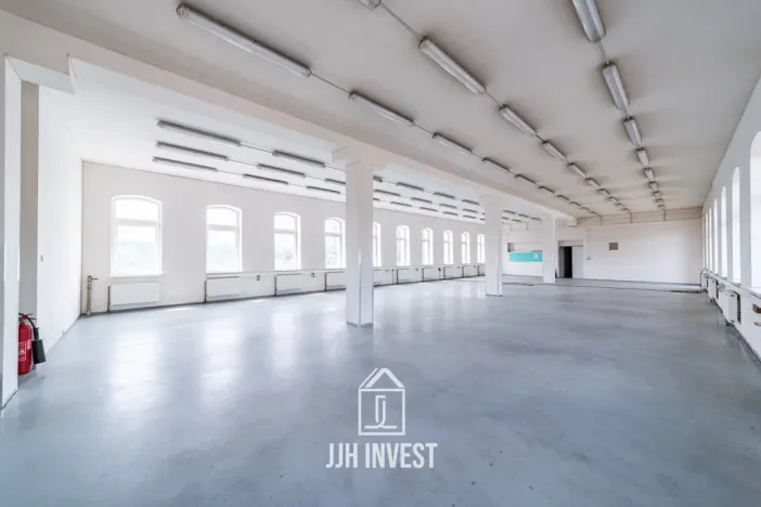 Pronájem výrobních prostor, Krásná Lípa, Nerudova, 207 m2