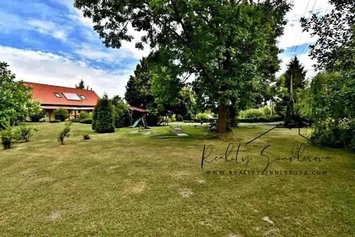 Prodej apartmánu, Hranice, 297 m2