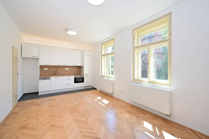 Pronájem bytu 1+kk, Praha - Smíchov, Na Březince, 30 m2